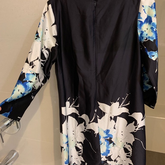 Flowery shift dress NY&C - Picture 3 of 3